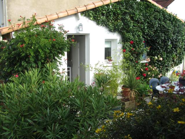  Maison d'hte courteline