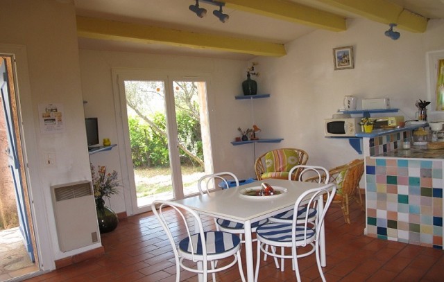 Photo Maison  Lorgues Location le tournesol , piscine , anim ... 