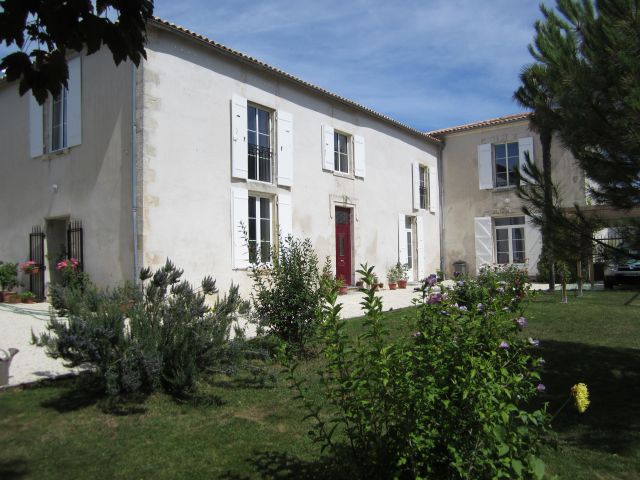 Photo Chambre d'hte Courcelles Le cadran solaire
