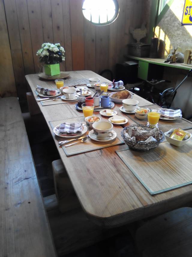 Photo 2