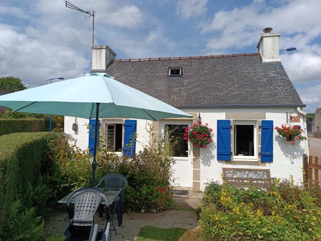 Photo Petit gite 2 pers, jardin clos Scrignac Gite ty bihan baradoz