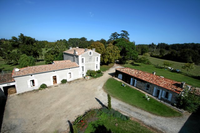 Photo Chambre d'hte Montlieu la garde Domaine les galards